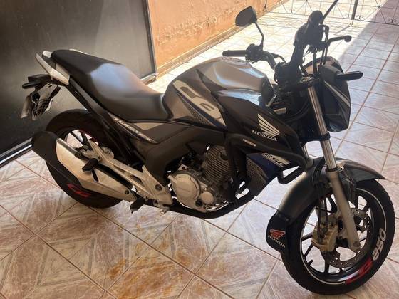 HONDA CB TWISTER 